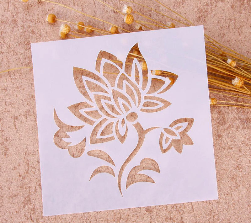 Трафарет можно сделать своими руками или выбрать из широкого ассортимента, предложенного на рынке стройматериалов Трафарет можно сделать своими руками или выбрать из широкого ассортимента, предложенного на рынке стройматериалов