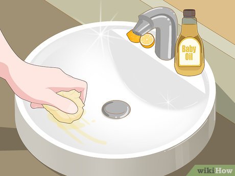 Изображение с названием Clean and Shine a Porcelain Sink Step 8